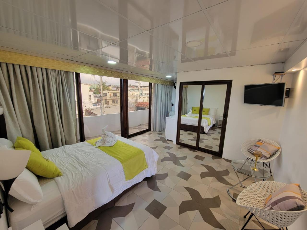 Hostal Gosen Пуэрто-Бакерисо-Морено Экстерьер фото